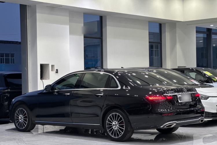 Used Mercedes-Benz E-Class 2022 Updated E 260 L
