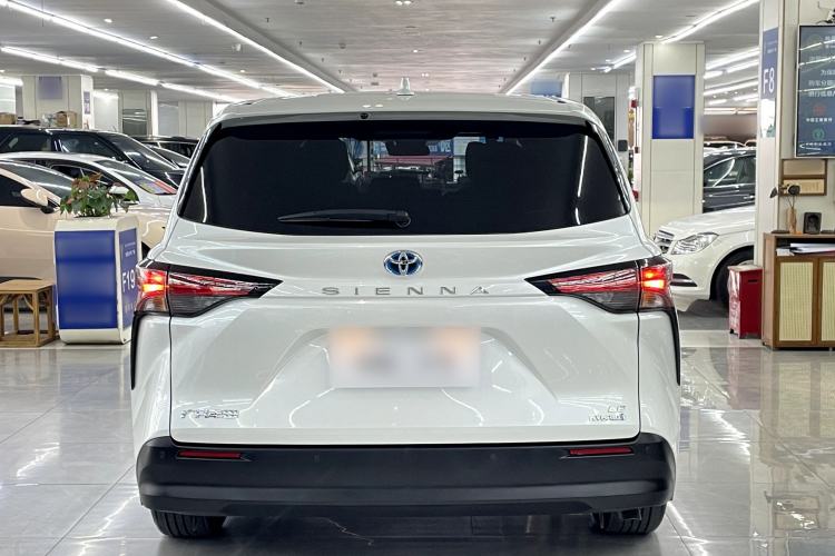 Used Toyota Sienna 2023 2.5L Hybrid Comfort Edition