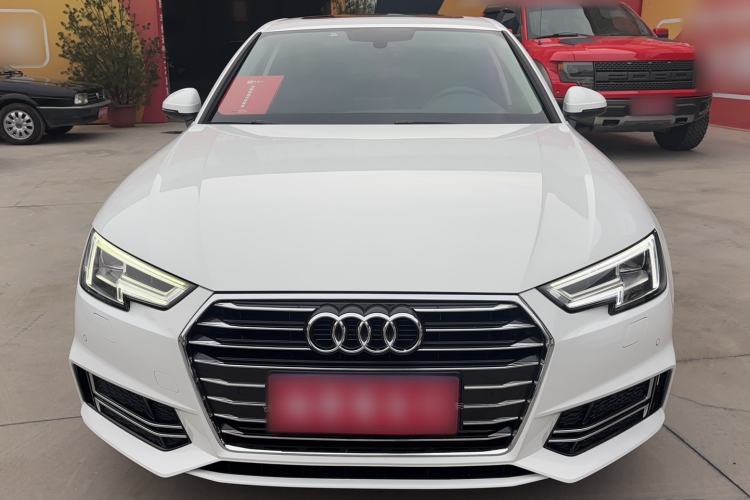 Used Audi A4L 2019 40 TFSI Ambition China VI
