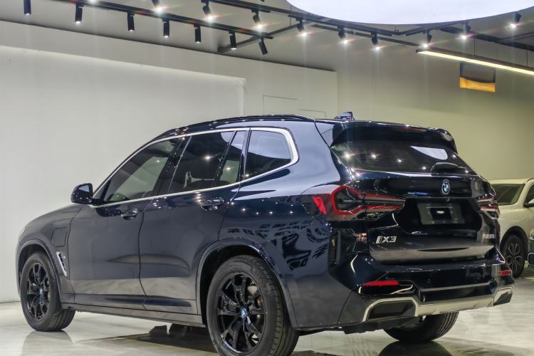 Used BMW iX3 2022 Updated Leading Version
