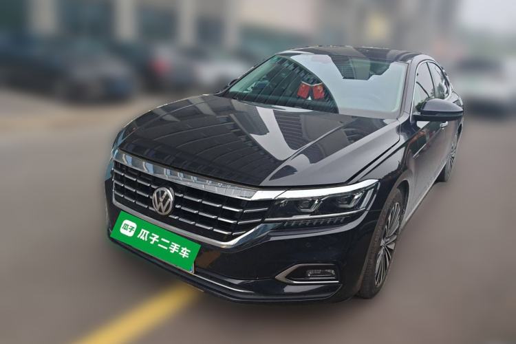 Used Volkswagen Passat 2020 330TSI Luxury Edition China VI
