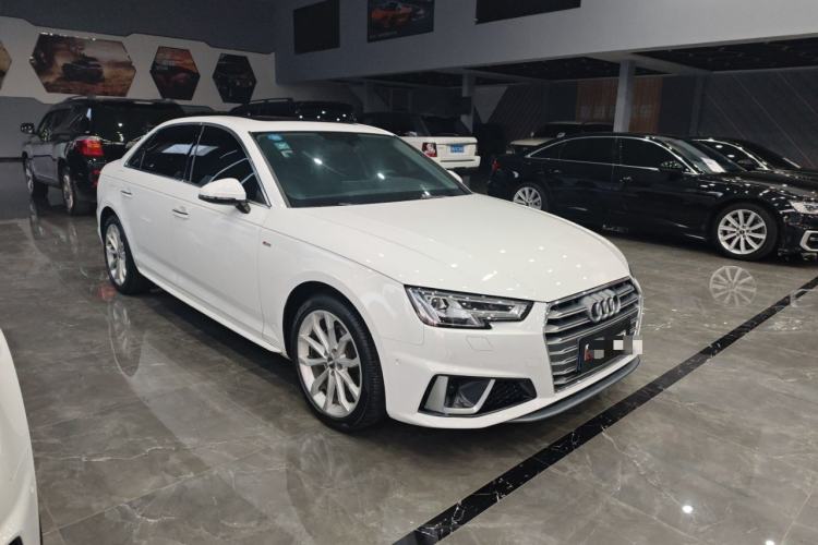 Used Audi A4L 2019 40 TFSI Fashion Edition China VI Emission Standard
