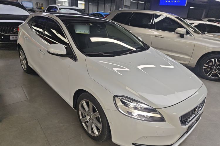 Used Volvo V40 2018 T3 Zhiya Edition