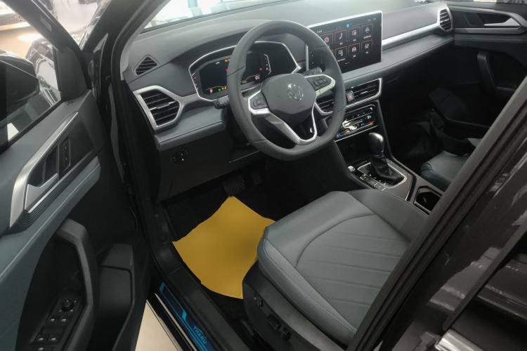 Used Volkswagen Tharu 2024 300TSI Two-Wheel-Drive Full Moon Edition