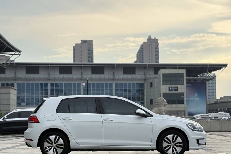 Used Volkswagen Golf Pure Electric 2020 Chari
