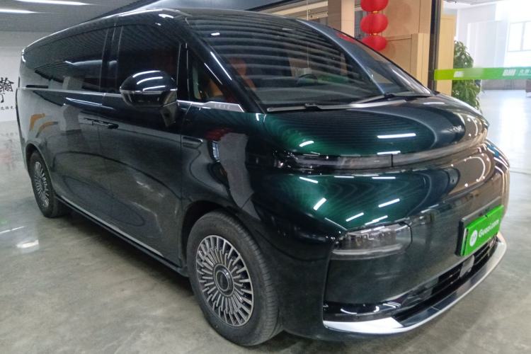 Used  LEVC L380 2025 805 km Flagship Version All-Wheel Drive
