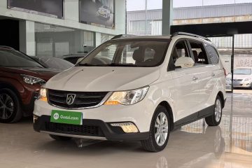 Used Baojun 730 2014 1.5L Manual Luxury Navigation ESP Version 7 Seats