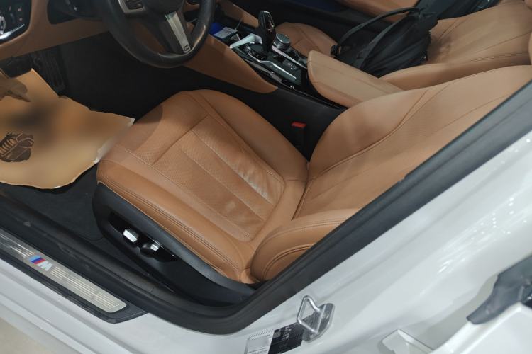 Used BMW 5 Series 2018 Restyled 530Li Luxury Edition M Sport Package
