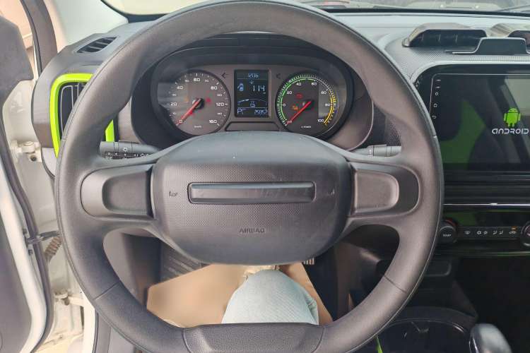 Used Roewe Clever 2021 302 km New Four-Seater Super-Efficient Version
