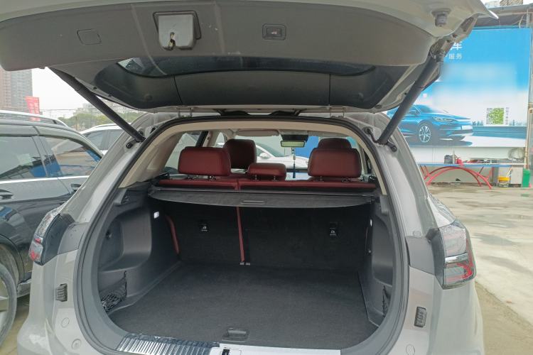 Used Hongqi HS5 2023 2.0T Four-Wheel Drive Flagship Pro Edition
