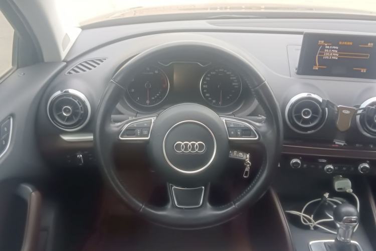 Used Audi A3 (Import) 2014 Limousine 40 TFSI S line Comfort Model