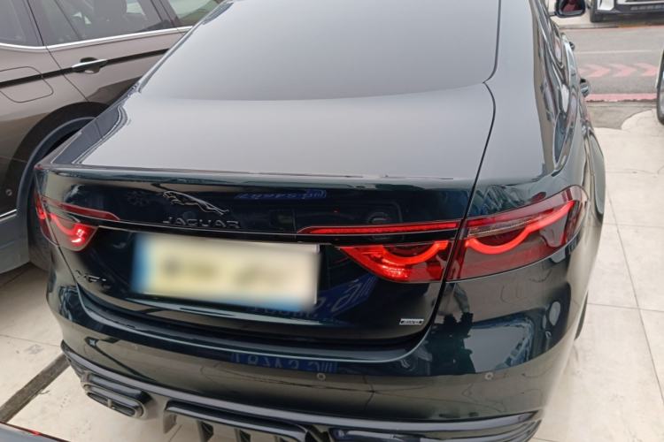 Used Jaguar XFL 2021 XFL 2.0T P250 All-Wheel-Drive Shimmering Black Sport Edition
