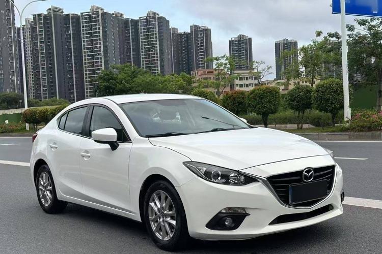 Used Mazda Mazda 3 Axela 2016 Sedan 1.5L Automatic Comfort Model
