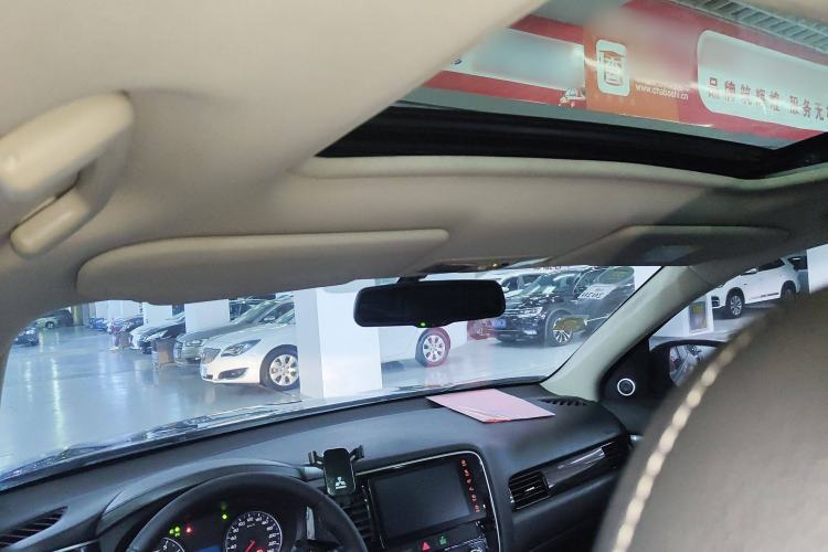 Used Mitsubishi Outlander 2018 2.0L Two-Wheel Drive Glory Edition 5 Seats
