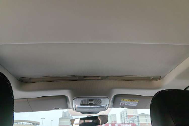 Used Roewe i5 2021 Revised Version 1.5L CVT Diamond Edition
