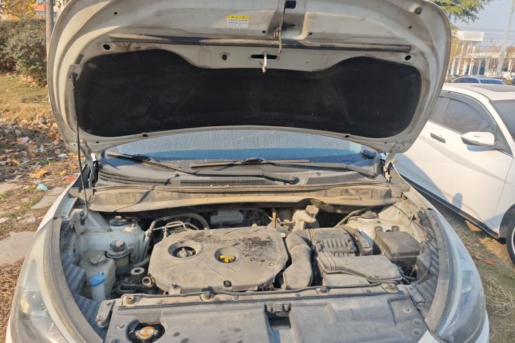 Used Hyundai ix35 2015 2.0L Automatic 2WD Smart Type China IV
