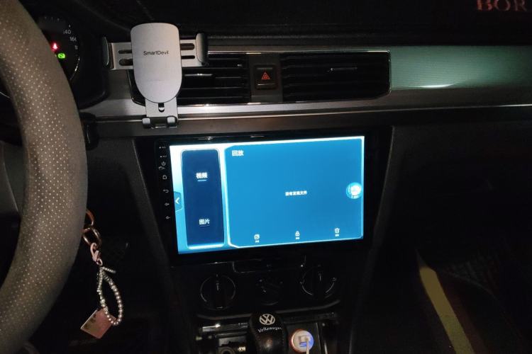 Used Volkswagen Bora 2016 1.6L Automatic Fashion Model
