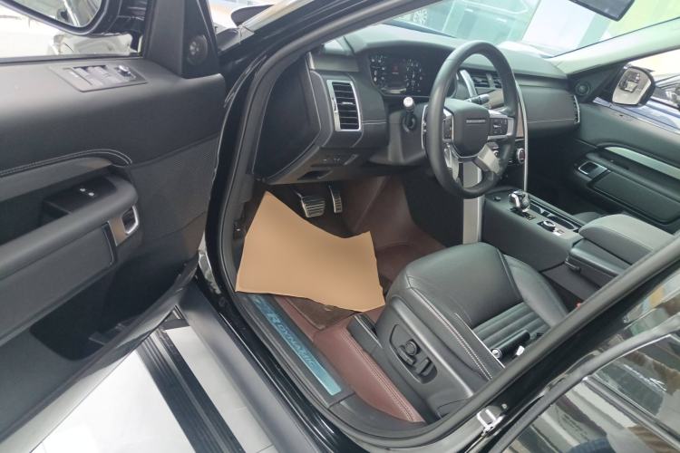 Used Land Rover Discovery 2021 360 PS R-Dynamic S
