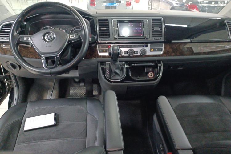 Used Volkswagen Multivan 2018 2.0 TSI Two-Wheel-Drive Luxury Edition 7 Seats
