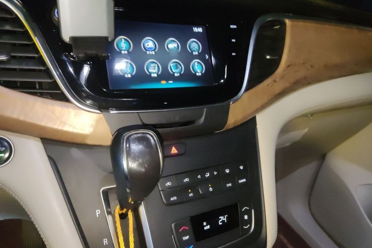 Used Buick GL8 2018 ES 28T Comfort Model China VI Standard
