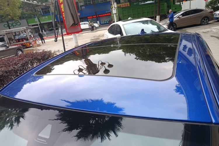 TDK.VehicleDetails.img