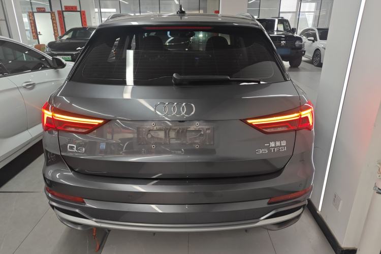 Used Audi Q3 2020 35 TFSI Fashion Dynamic Model
