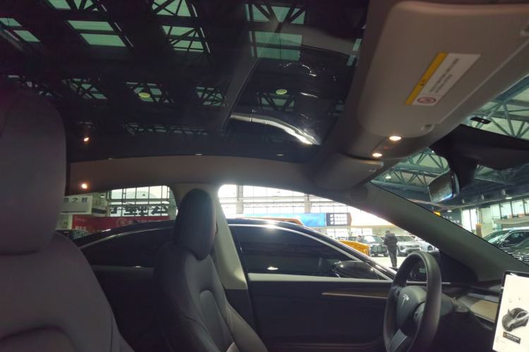 Used Tesla Model Y 2021 Long-Range All-Wheel-Drive Version