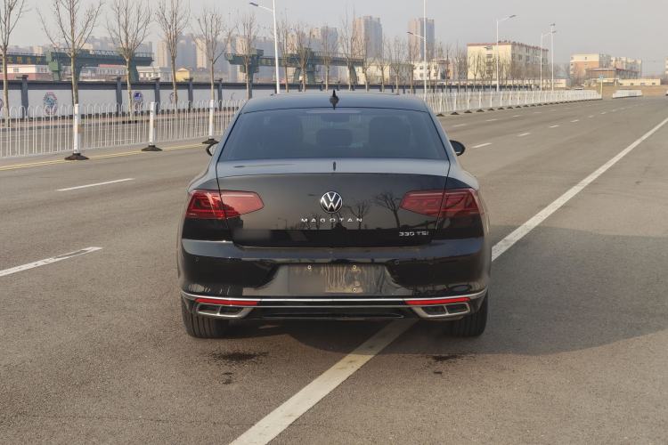 Used Volkswagen Magotan 2023 2 Million Units Limited Edition 330TSI DSG Leading Version
