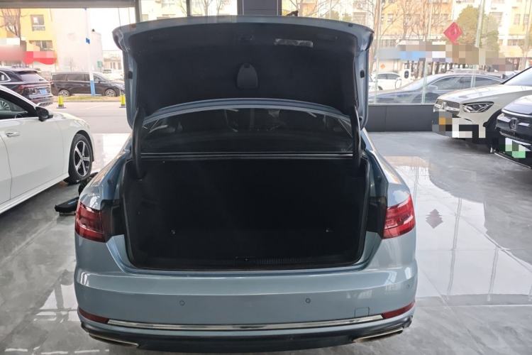 Used Audi A4L 2018 30th Anniversary Edition 40 TFSI Trendy Model