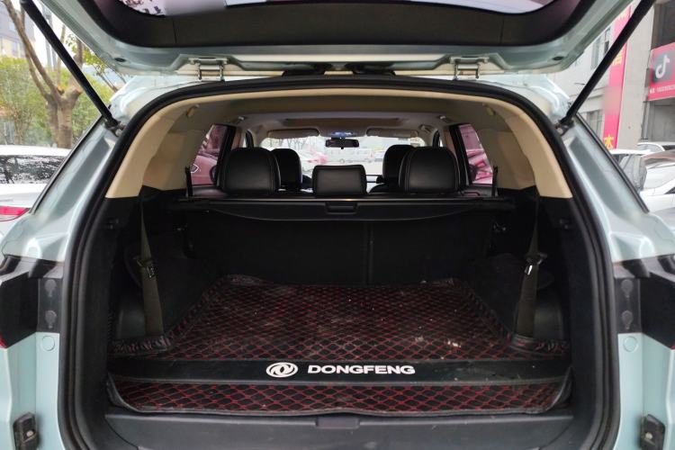 Used Dongfeng Fengon S560 2018 1.8L Manual Luxury 7-Seater
