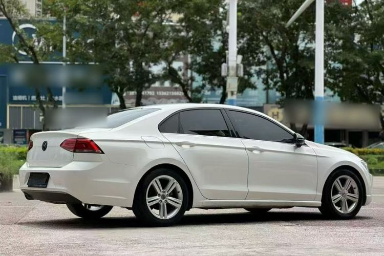 Used Volkswagen Lamando 2015 330TSI DSG Comfort Edition
