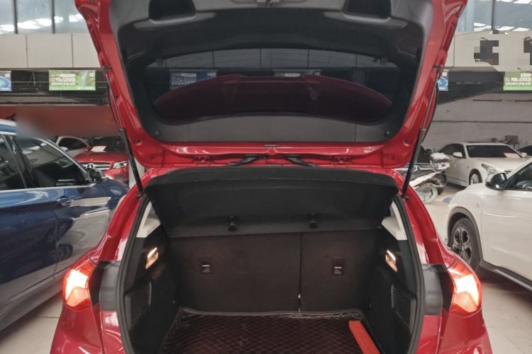 Used Ford Focus 2020 Hatchback 1.5L Automatic Sharp Edition
