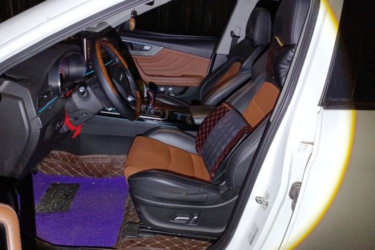 Used JETOUR X70S 2019 1.5T Manual ZHENG TU Version China V Standard
