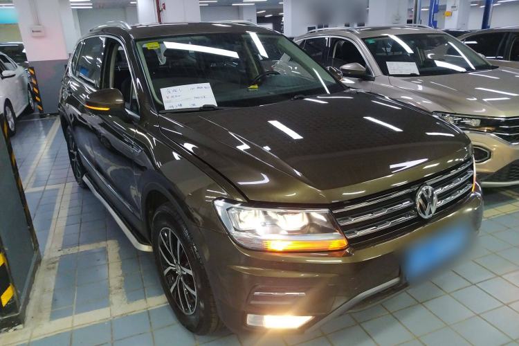 Used Volkswagen Tiguan L 2017 330TSI Automatic Two-Wheel Drive Luxury Edition