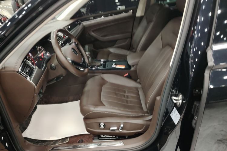 Used Volkswagen Phideon 2021 380TSI Luxury Edition
