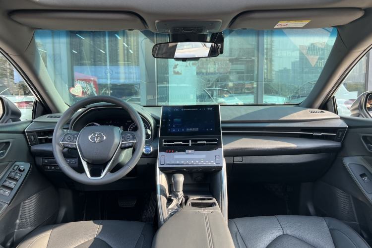 Used Toyota Avalon 2023 Dual-Engine 2.5L Luxury Edition
