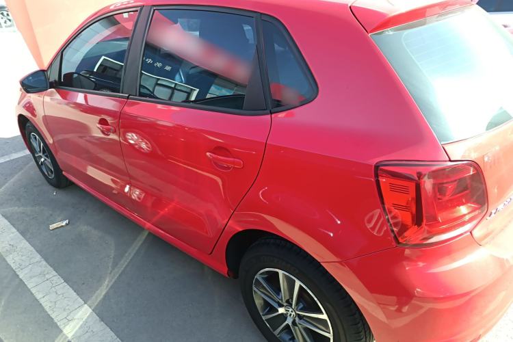 Used Volkswagen Polo 2016 1.4L Manual Fashion Model