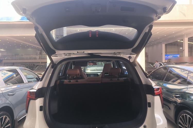 Used Changan CS75 PLUS 2023 3rd Generation 1.5T Automatic Prestige Model
