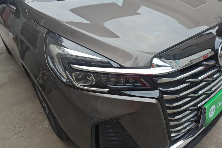 Used Buick GL8 2023 Land Executive Class Smart Enjoyment Model
