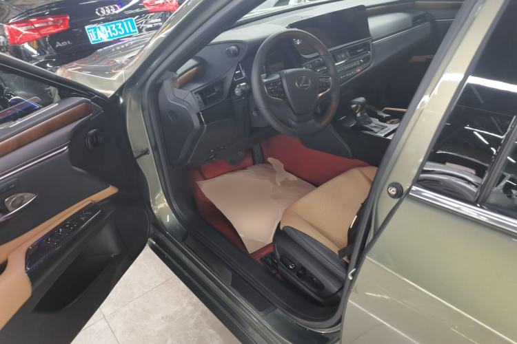 Used Lexus ES 2022 200 Luxury Edition
