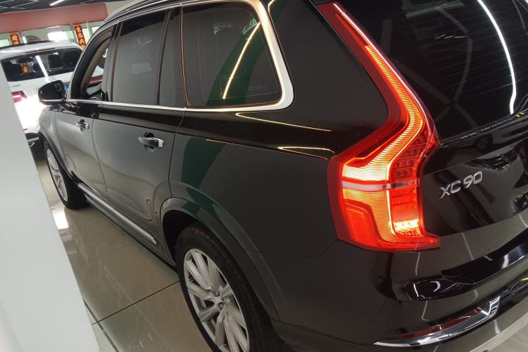 Used Volvo XC90 2019 T5 Zhiyi Edition 7-Seater China V Emission Standard
