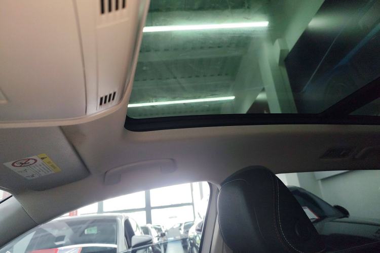 Used Volkswagen Tayron 2020 330TSI Two-Wheel Drive Luxury Smart Connectivity Version
