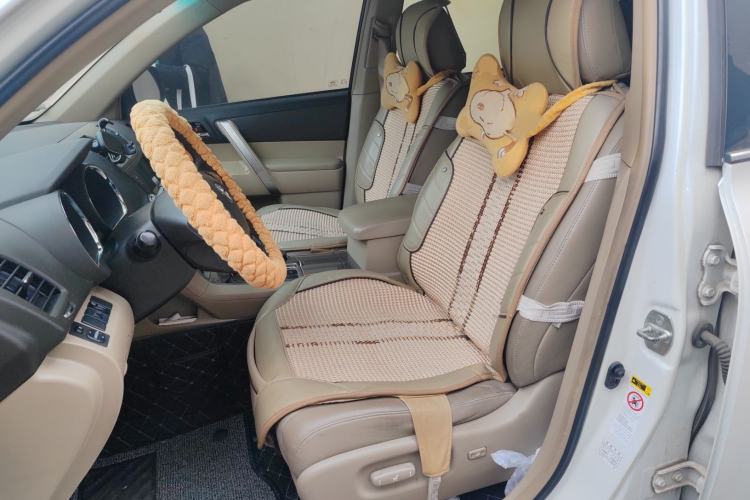 Used Toyota Highlander 2012 2.7L Two-Wheel Drive 7-Seater Luxury Edition
