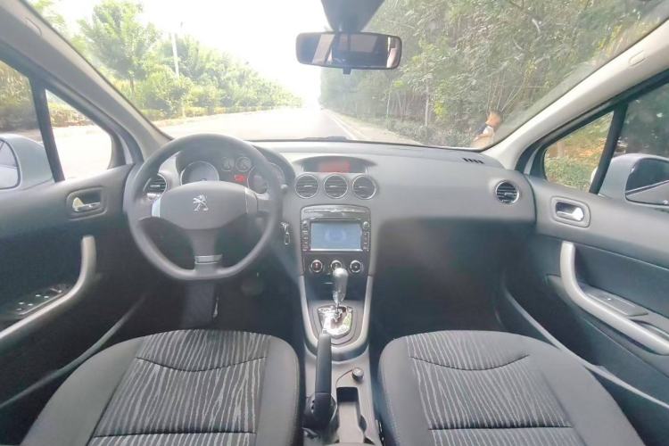 Used Peugeot 408 2013 2.0L Automatic Comfort Edition
