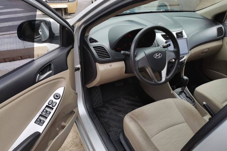 Used Hyundai Verna 2014 1.4L Automatic Smart GLS
