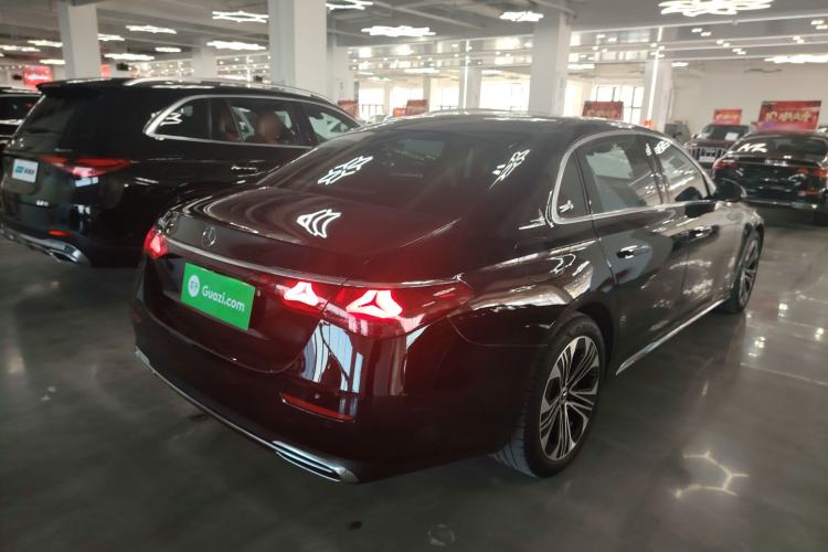 Used Mercedes-Benz E-Class 2025 Facelift E 300 L Luxury Edition
