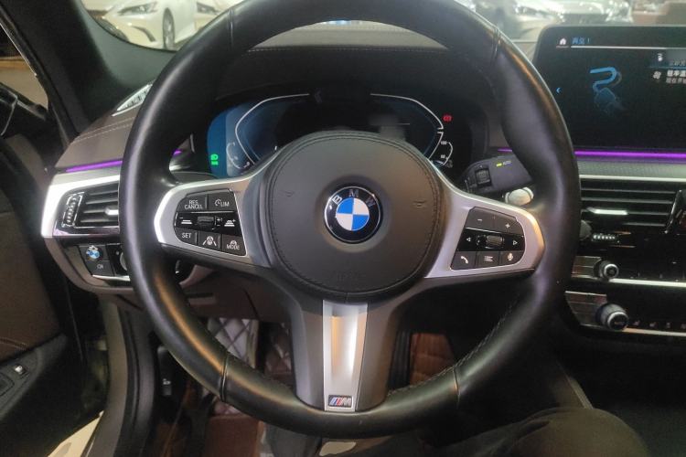 Used BMW 5 Series New Energy 2021 535Le Pioneer Edition M Sport Package
