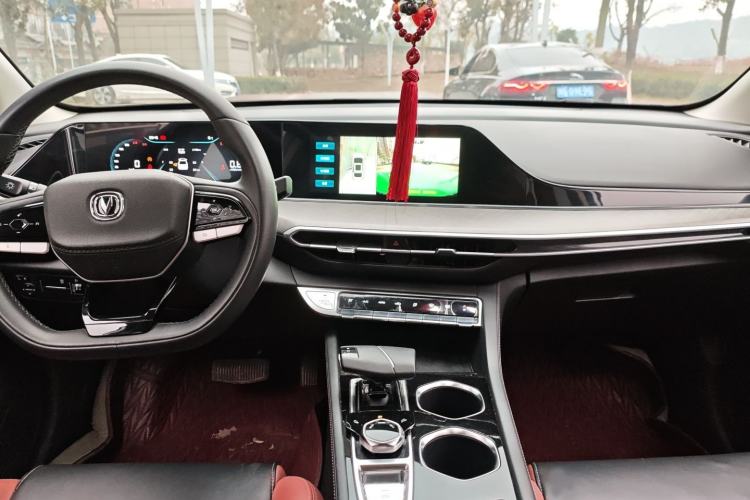 Used Changan Eado 2022 PLUS Blue Whale NE 1.4T GDI DCT Prestige Edition
