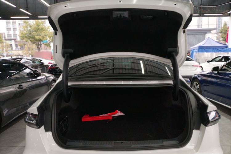 Used Lincoln Z 2022 iXiang Luxury Edition