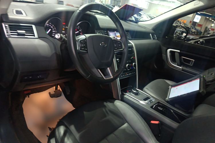 Used Land Rover Discovery Sport 2018 240 PS SE Version
